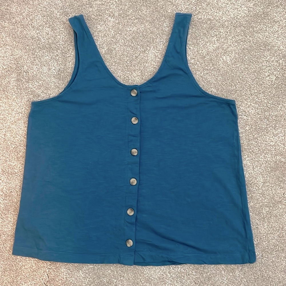 Dip ladies button up tank top. Size XL. Worn once.